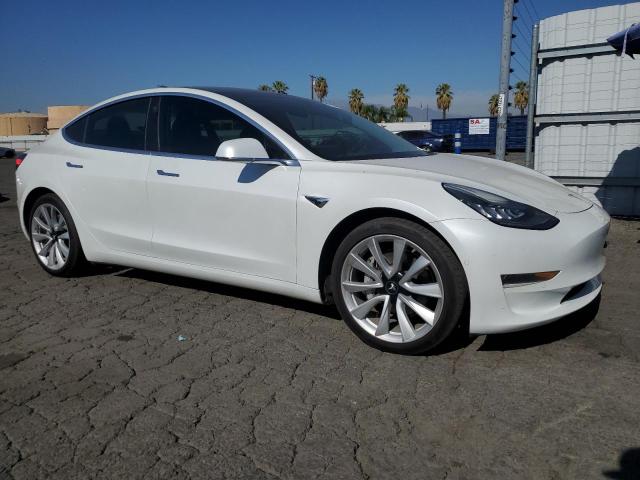 Photo 4 from auction – 2018 TESLA MODEL 3 with VIN 5YJ3E1EB6JF185852