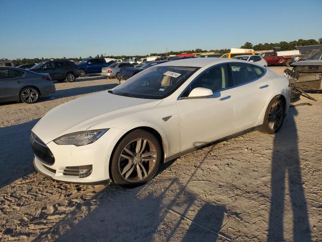 TESLA MODEL S 2016 with VIN 5YJSA1E19GF131582 - Photo from auction