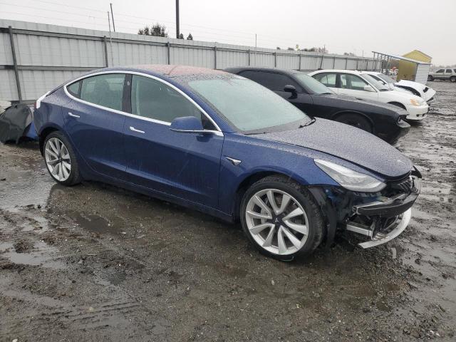 Photo 4 from auction – 2018 TESLA MODEL 3 with VIN 5YJ3E1EA5JF038283