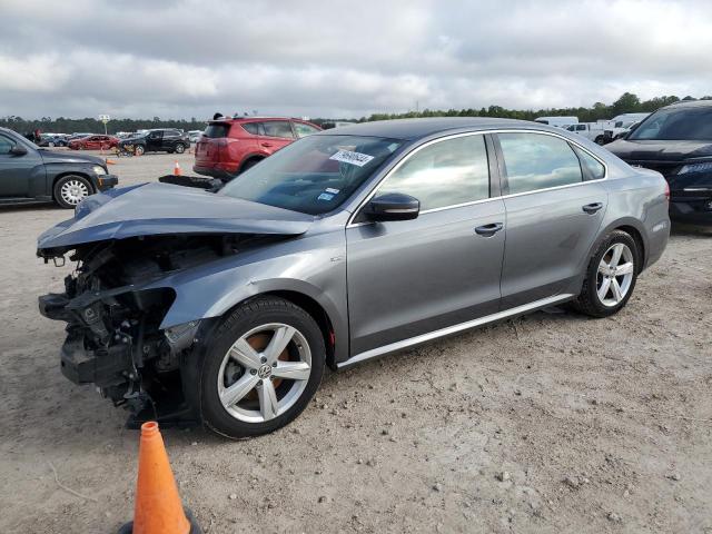 VOLKSWAGEN PASSAT S 2015 with VIN 1VWAS7A32FC103778 - Photo from auction