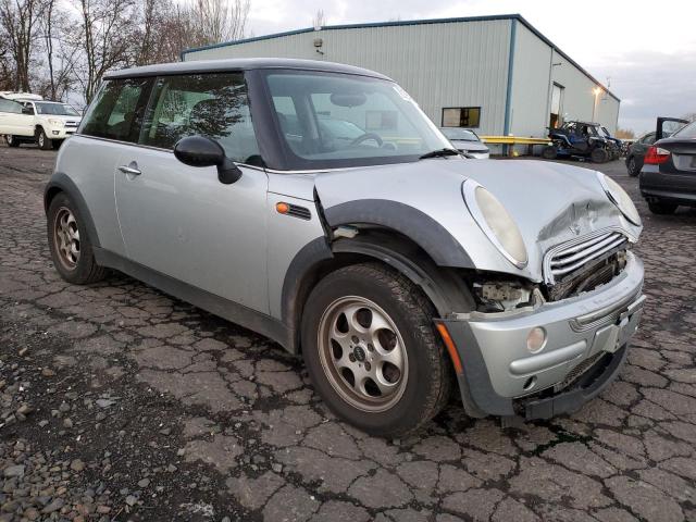 Photo 4 from auction – 2004 MINI COOPER with VIN WMWRC33474TC51777