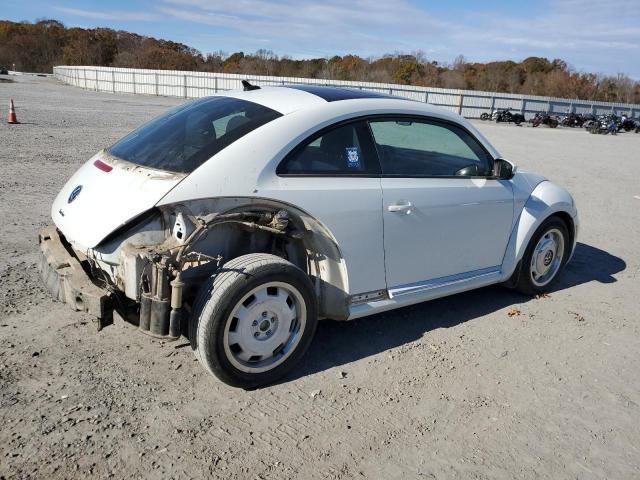 Photo 3 from auction – 2018 VOLKSWAGEN BEETLE S with VIN 3VWFD7AT1JM706566