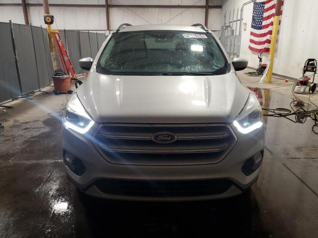 Photo 5 from auction – 2017 FORD ESCAPE SE with VIN 1FMCU9GD4HUC28484