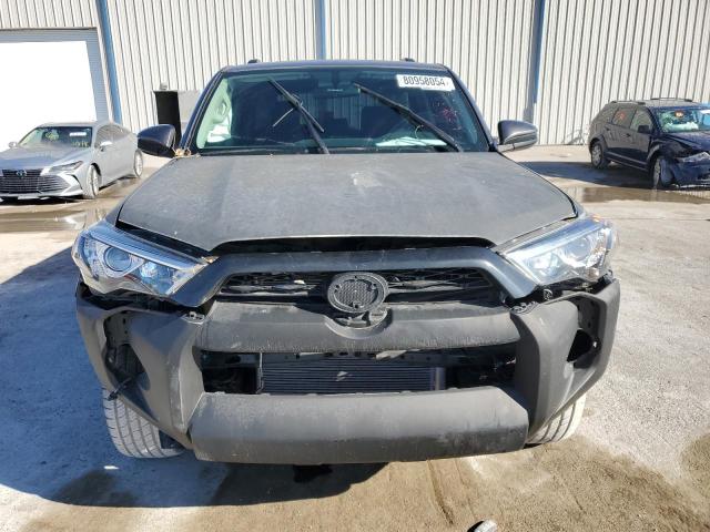 Photo 5 from auction – 2019 TOYOTA 4RUNNER SR with VIN JTEZU5JR0K5196612
