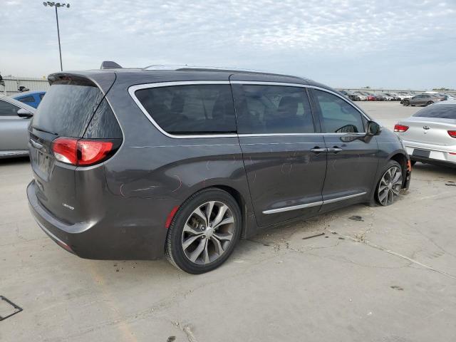 Photo 3 from auction – 2017 CHRYSLER PACIFICA L with VIN 2C4RC1GG2HR835476