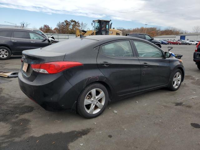 Photo 3 from auction – 2012 HYUNDAI ELANTRA GL with VIN 5NPDH4AE0CH142139