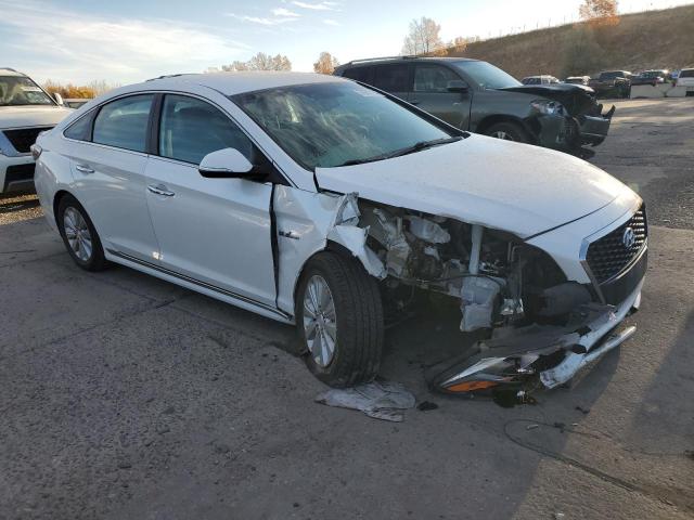 Photo 4 from auction – 2016 HYUNDAI SONATA HYB with VIN KMHE24L18GA018967
