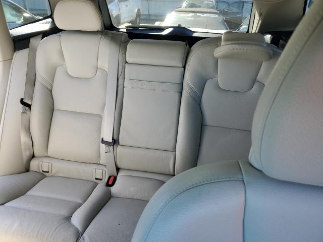 Photo 10 from auction – 2019 VOLVO XC60 T5 MO with VIN LYV102DK8KB224960