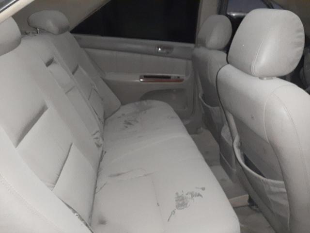 Photo 10 from auction – 2004 TOYOTA CAMRY LE with VIN 4T1BE30K54U331258