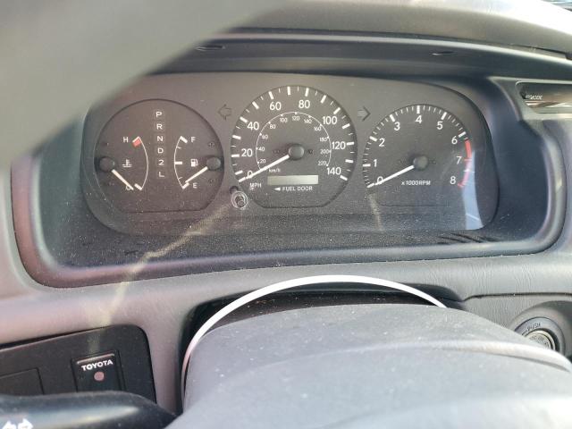Photo 9 from auction – 2000 TOYOTA CAMRY CE with VIN 4T1BG22K5YU710896