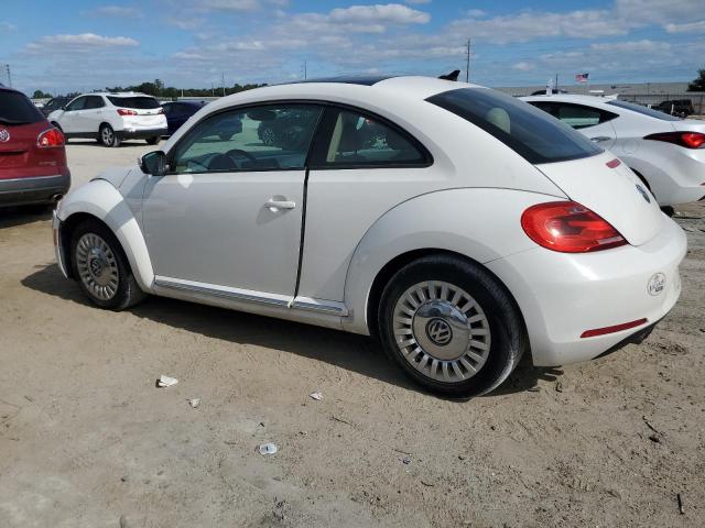 Photo 2 from auction – 2013 VOLKSWAGEN BEETLE with VIN 3VWJP7AT7DM676138
