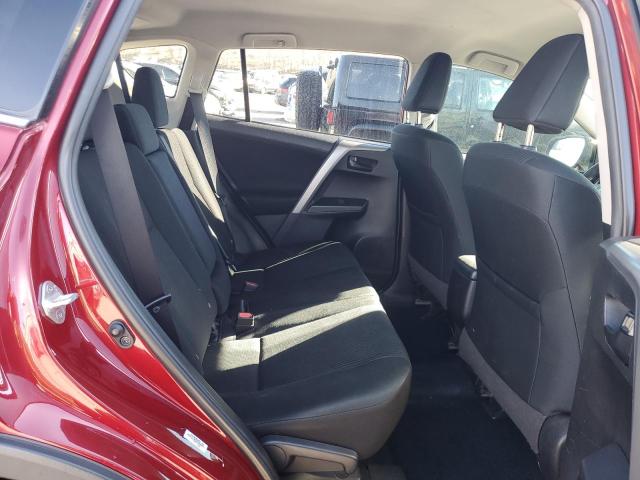 Photo 11 from auction – 2018 TOYOTA RAV4 LE with VIN 2T3BFREV2JW832548
