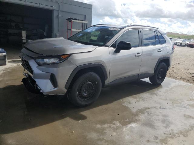 TOYOTA RAV4 LE 2020 with VIN JTMH1RFV9LD048021 - Photo from auction