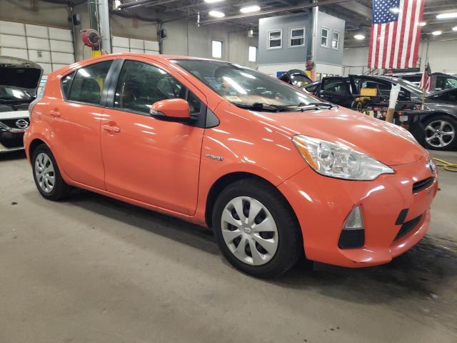 Photo 4 from auction – 2014 TOYOTA PRIUS C with VIN JTDKDTB39E1086027