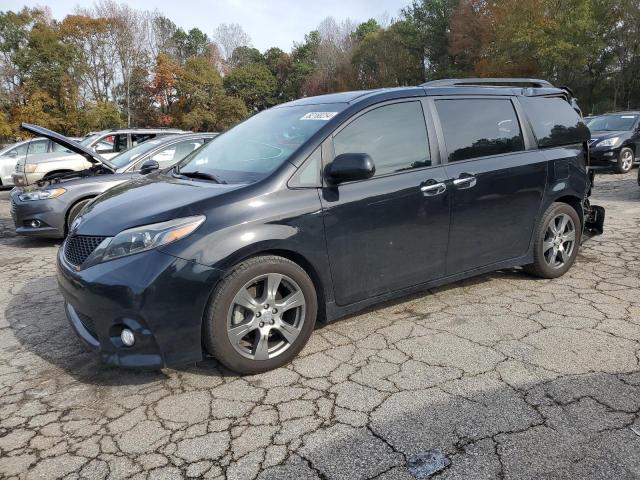 TOYOTA SIENNA SE 2017 with VIN 5TDXZ3DC9HS796458 - Photo from auction