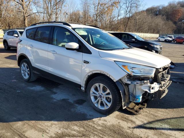 Photo 4 from auction – 2018 FORD ESCAPE SE with VIN 1FMCU9GD1JUB34018