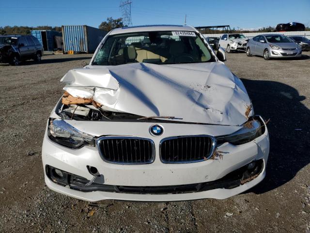 Photo 5 from auction – 2016 BMW 320 I with VIN WBA8E1G53GNU11379
