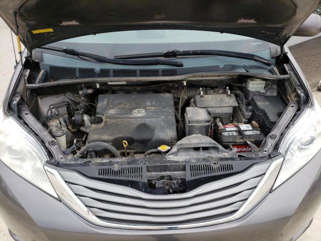 Foto 12 de la subasta – 2013 TOYOTA SIENNA XLE con VIN 5TDYK3DC8DS328403