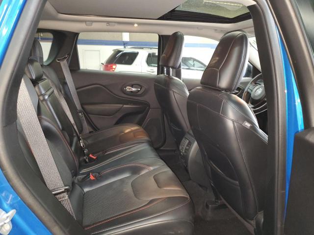 Photo 11 from auction – 2019 JEEP CHEROKEE T with VIN 1C4PJMBX6KD351360