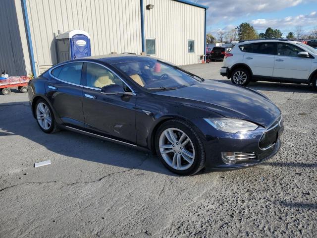 Photo 4 from auction – 2015 TESLA MODEL S 85 with VIN 5YJSA1H22FF081255