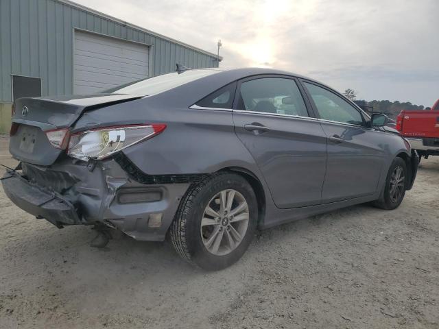 Photo 3 from auction – 2012 HYUNDAI SONATA GLS with VIN 5NPEB4AC2CH372172