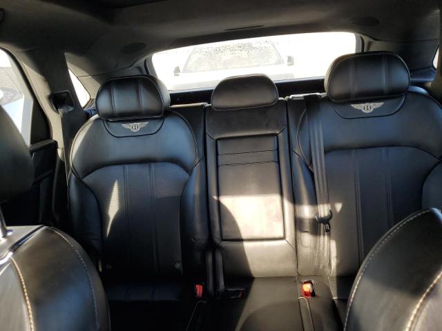 Photo 9 from auction – 2019 BENTLEY BENTAYGA with VIN SJAAM2ZV4KC024727