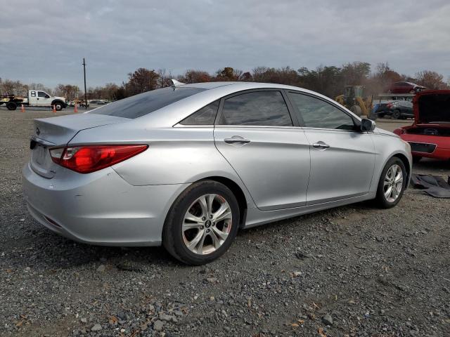 Photo 3 from auction – 2011 HYUNDAI SONATA SE with VIN 5NPEC4AC0BH229409