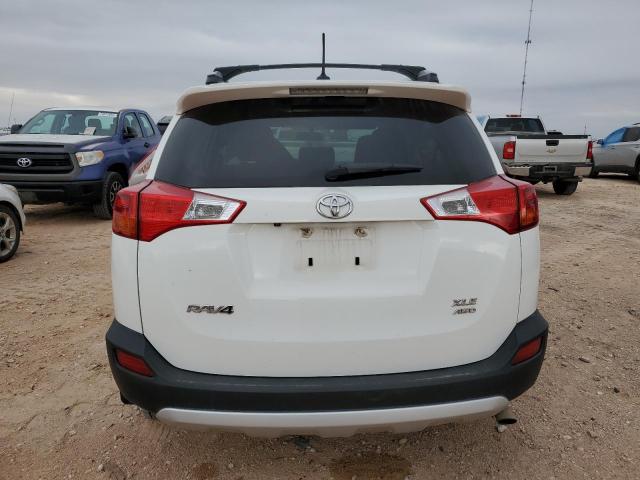 Photo 6 from auction – 2015 TOYOTA RAV4 XLE with VIN JTMRFREV3FJ027257