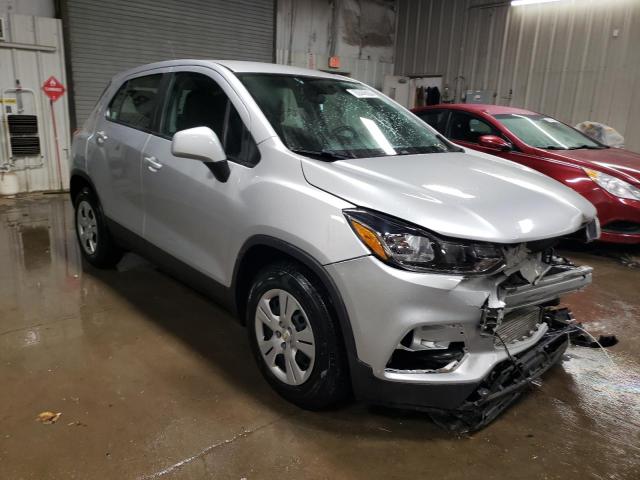 Photo 4 from auction – 2017 CHEVROLET TRAX LS with VIN KL7CJKSB4HB215902