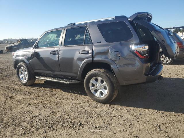 Photo 2 from auction – 2023 TOYOTA 4RUNNER SR with VIN JTEEU5JR6P5303376