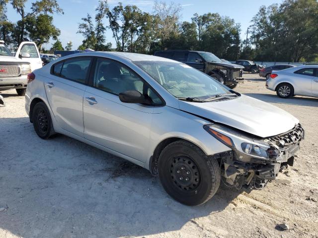 Photo 4 from auction – 2018 KIA FORTE LX with VIN 3KPFK4A73JE211855