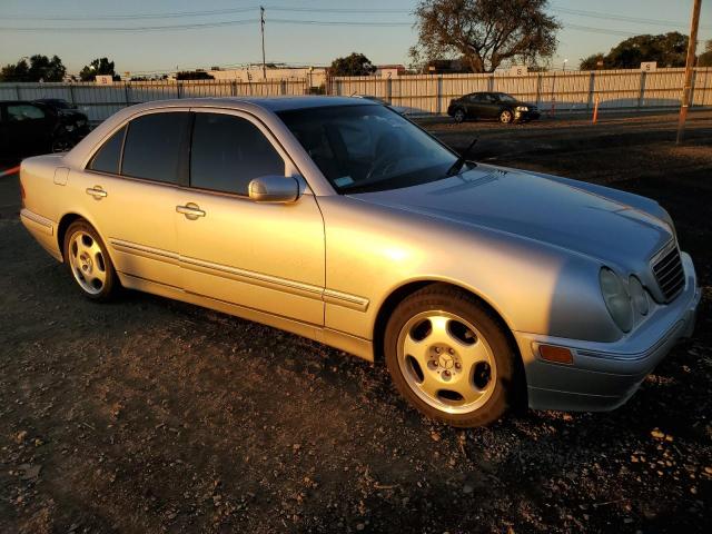 Photo 4 from auction – 2002 MERCEDES-BENZ E 430 with VIN WDBJF70J32B426856