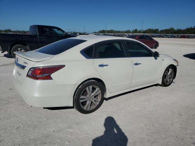 Photo 3 from auction – 2015 NISSAN ALTIMA 3.5 with VIN 1N4BL3AP4FC123603