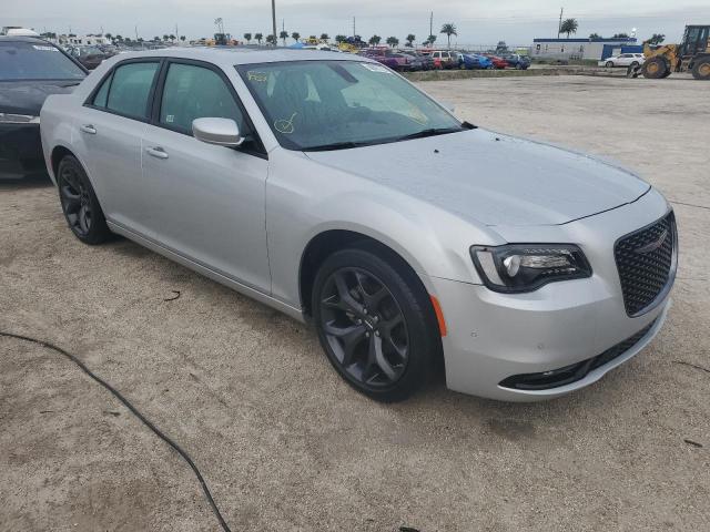 Photo 4 from auction – 2023 CHRYSLER 300 S with VIN 2C3CCABG2PH633386