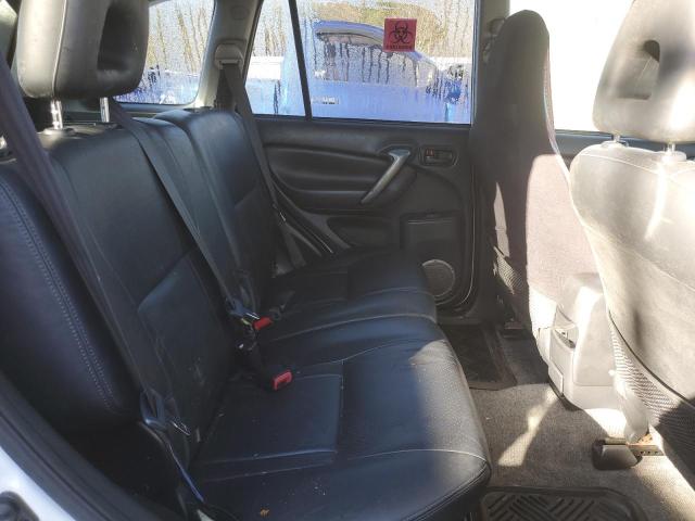 Photo 11 from auction – 2005 TOYOTA RAV4 with VIN JTEHD20V650061855
