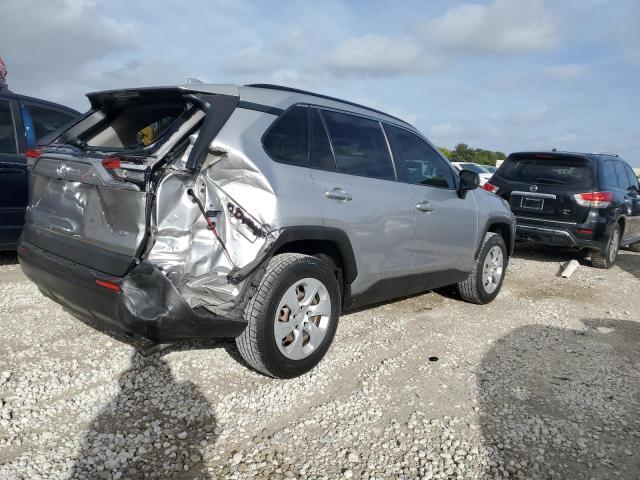 Photo 3 from auction – 2019 TOYOTA RAV4 LE with VIN JTMH1RFV9KD002252