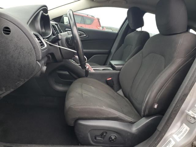 Photo 7 from auction – 2016 CHRYSLER 200 LIMITE with VIN 1C3CCCAB1GN165756