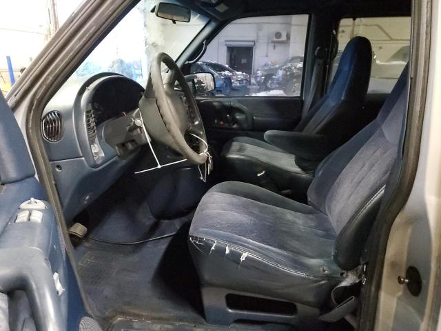 Photo 7 from auction – 2000 CHEVROLET ASTRO with VIN 1GNEL19W5YB177144