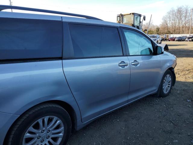 Photo 11 from auction – 2017 TOYOTA SIENNA XLE with VIN 5TDYZ3DC9HS856145