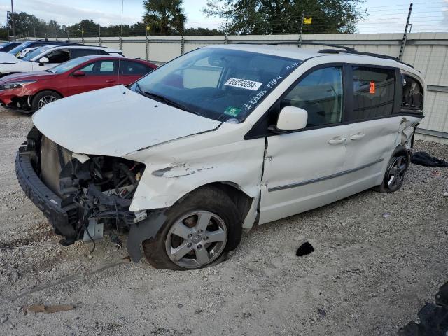 DODGE GRAND CARA 2010 with VIN 2D4RN5D12AR102192 - Photo from auction
