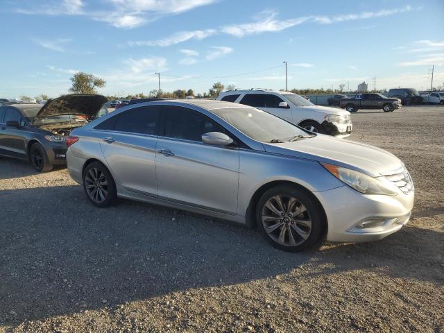 Photo 4 from auction – 2012 HYUNDAI SONATA SE with VIN 5NPEC4AB7CH369028