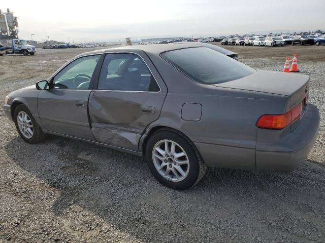 Photo 2 from auction – 2000 TOYOTA CAMRY LE with VIN JT2BF28K3Y0249731