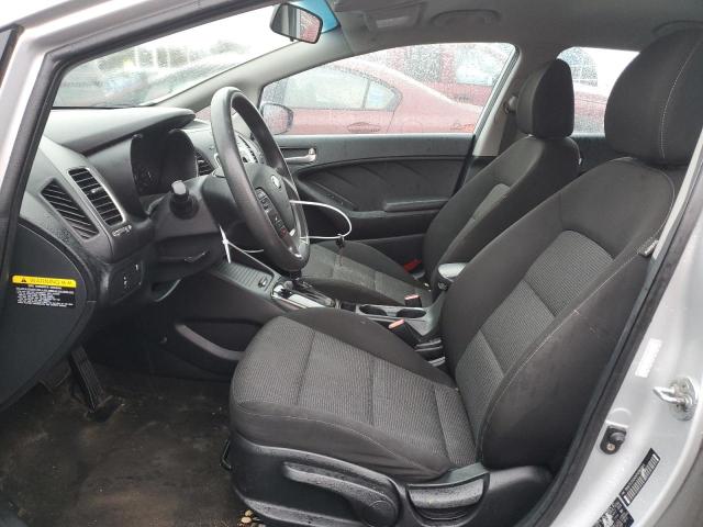 Photo 7 from auction – 2017 KIA FORTE LX with VIN KNAFK5A80H5696344
