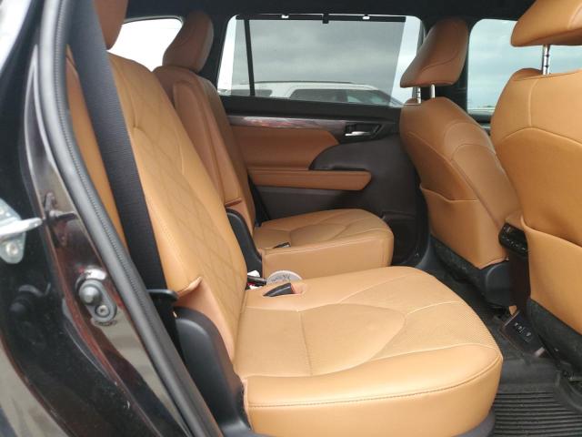 Photo 11 from auction – 2020 TOYOTA HIGHLANDER with VIN 5TDFZRBH1LS028804