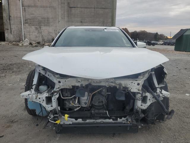 Photo 5 from auction – 2018 ACURA TLX TECH+A with VIN 19UUB2F60JA001150