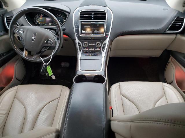 Photo 8 from auction – 2016 LINCOLN MKX RESERV with VIN 2LMTJ8LP3GBL36154