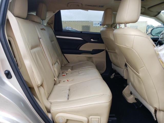 Photo 11 from auction – 2015 TOYOTA HIGHLANDER with VIN 5TDKKRFH4FS101004