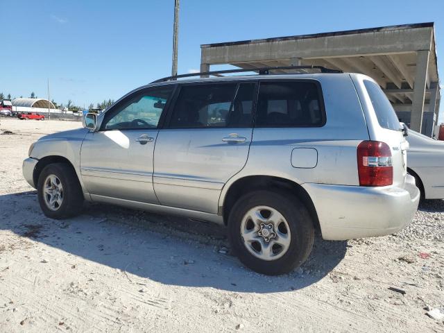 Photo 2 from auction – 2005 TOYOTA HIGHLANDER with VIN JTEGD21AX50124253