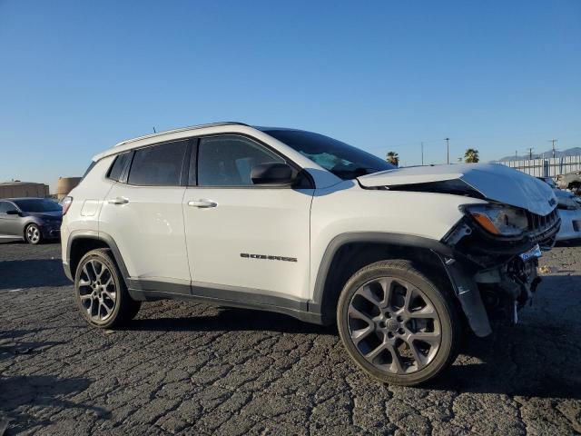 Foto 4 de la subasta – 2021 JEEP COMPASS 80 con VIN 3C4NJDEB5MT591651