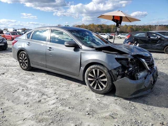Photo 4 from auction – 2017 NISSAN ALTIMA 2.5 with VIN 1N4AL3AP4HC247966